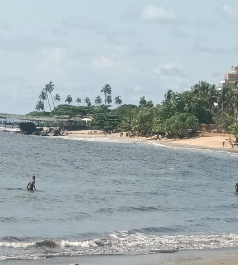 La Maison Du Voyageur Kribi Exteriér fotografie